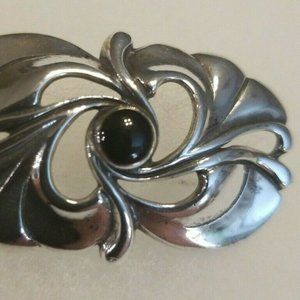 Sterling Silver 925 & Onyx Brooch Pin Vintage